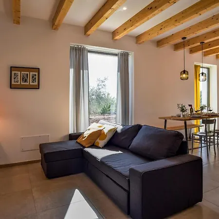 Villa Torre San Martino *